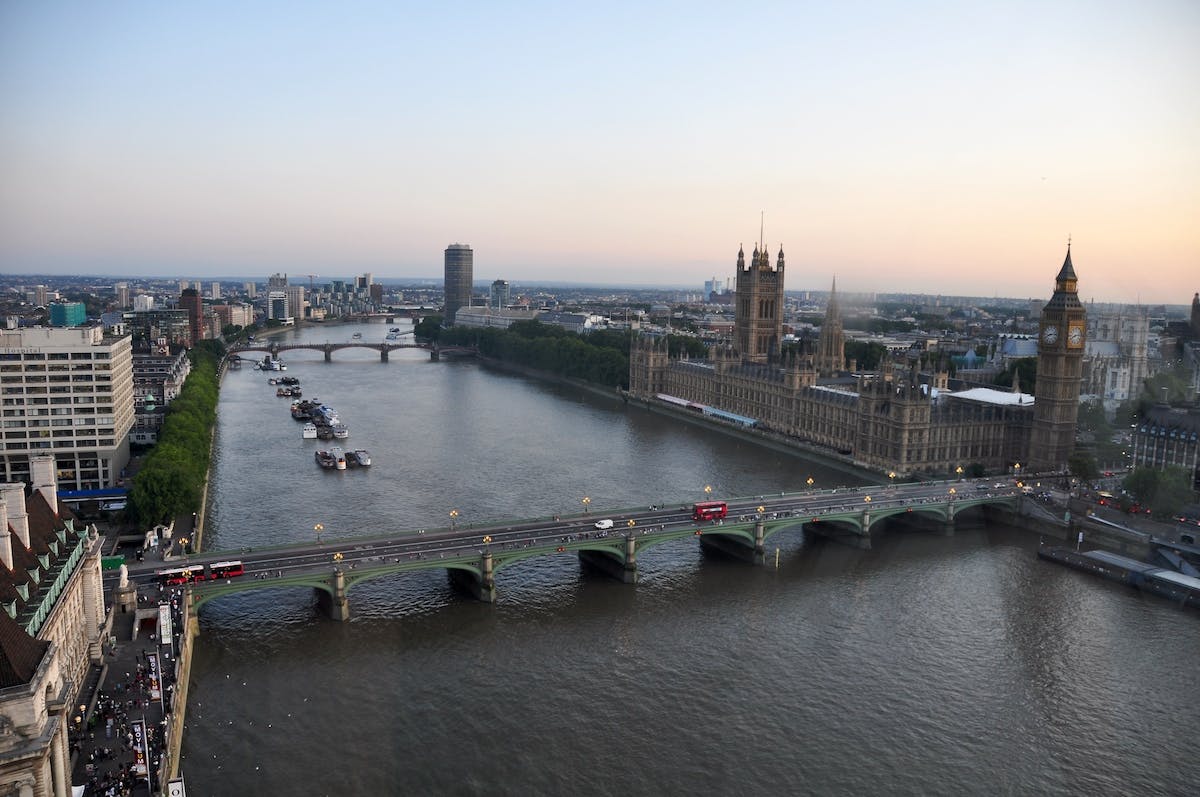 River_Thames_and_Westminster_Bridge