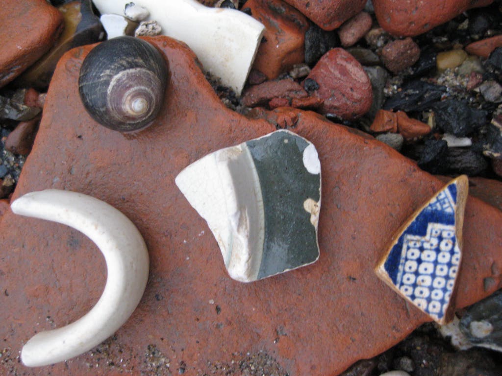 Pottery displayed at the River Thames