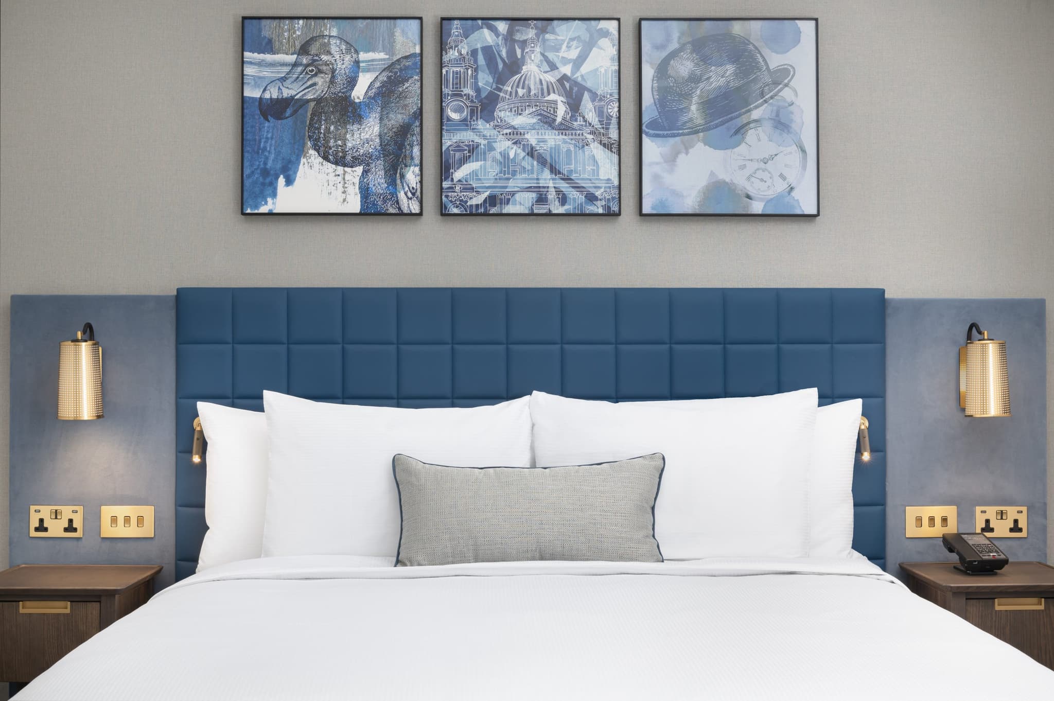 Escape to Lost Property Hotel Near St. Pauls Cathedral Escape to Lost Property Hotel Near St. Pauls Cathedral